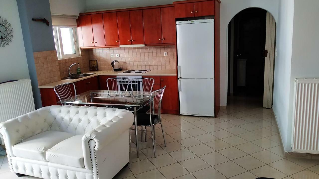 Apartment Loutraki Exterior photo