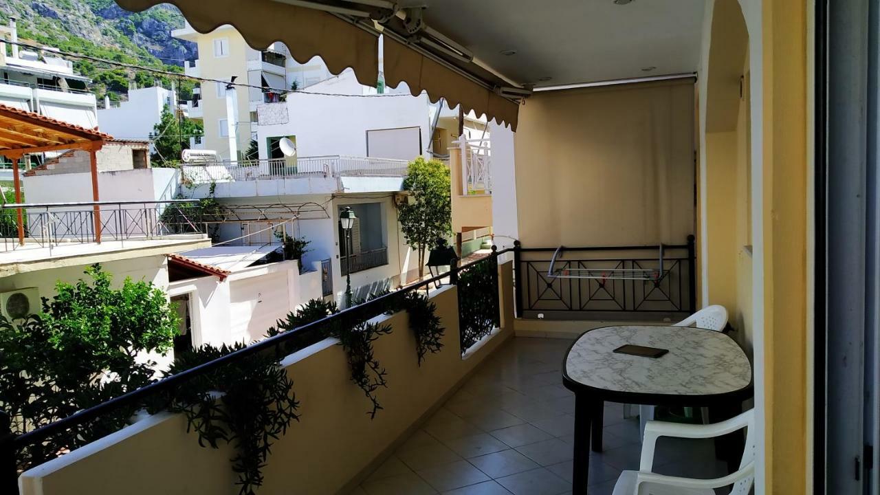 Apartment Loutraki Exterior photo